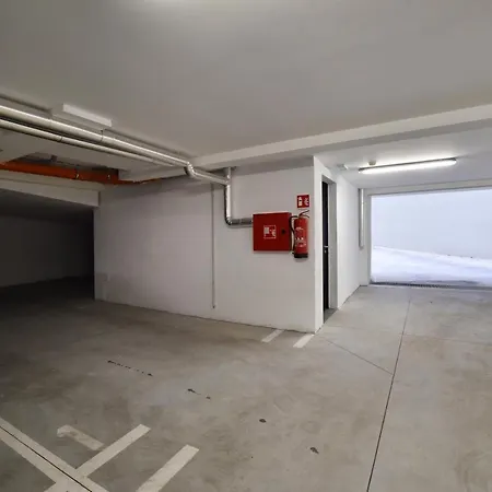 Ophelia Apartment With Parking Zagreb Exterior photo